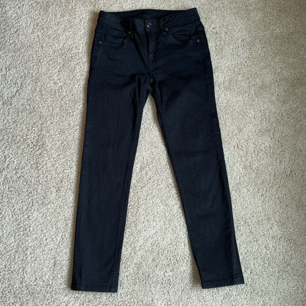 BURBERRY LONDON ENGLAND black jeans